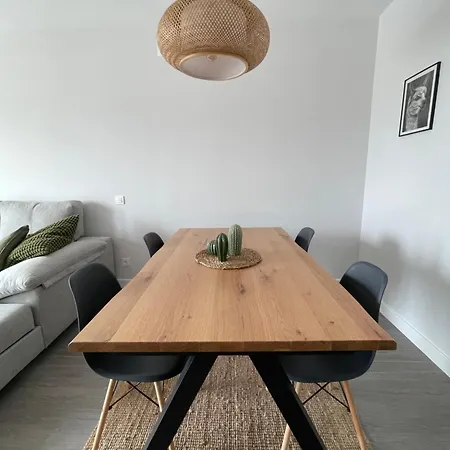 Tio Pepe, Parking, Wifi, Hvac *